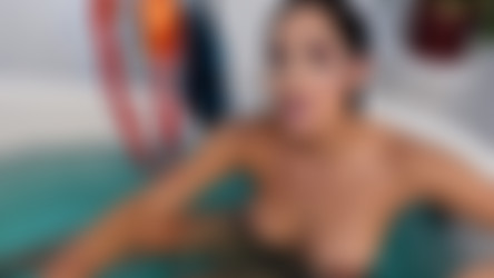 Chloe Amour - PART 3 - MegaPACK by SoreForDays/Chloe Amour - [OnlyFans.com] - Bathtub Solo.mp4