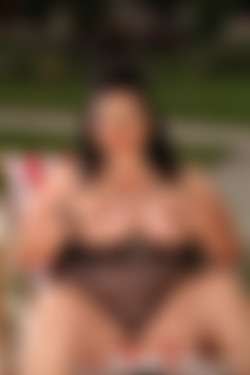 BBWSandwich.com [Photo]/BBW Boxers/008.jpg