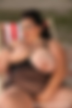 BBWSandwich.com [Photo]/BBW Boxers/016.jpg
