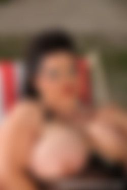 BBWSandwich.com [Photo]/BBW Boxers/020.jpg