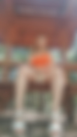[Fansly.Com] PolaRainbow - SiteRip/Gifs/668619549549015040.gif