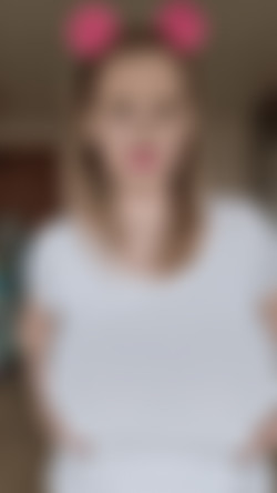 [Fansly.Com] PolaRainbow - SiteRip/Gifs/671498735141789700.gif