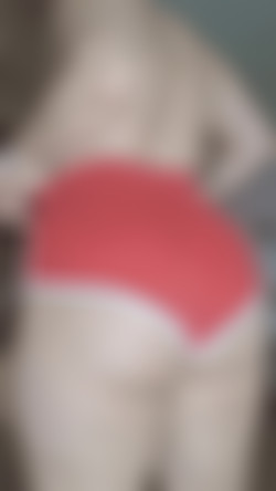 [Fansly.Com] PolaRainbow - SiteRip/Gifs/673492727484129280.gif