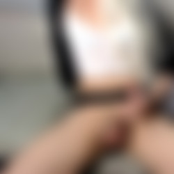 Victoriasalvatorexo_Secretary-fucks-herself.mp4