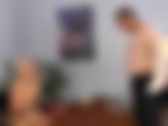 Peelover.com/girls_extreme/018_cheyanne.wmv